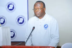 Chief Justice Aliphonse Owiny Dollo addressing Judicial officers at Hotel Africana